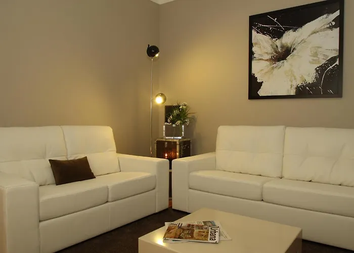 Bed and Breakfast Castilho House Lisbona